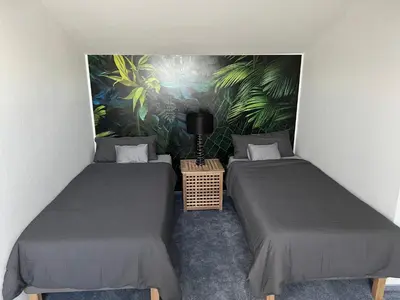 Ein Bett oder Betten in einem Zimmer der Unterkunft Modernes Loft auf 2 Etagen, Nähe Tripsdrill & Neckar, Balkon inklusive, ideal für Familien