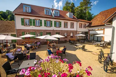 Das Gebäude in dem sich das Hotel befindet
