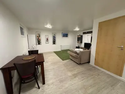 Ein Sitzbereich in der Unterkunft Business Apartment