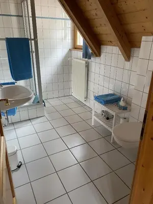 Ein Badezimmer in der Unterkunft Gästehaus Winzerhof Bader