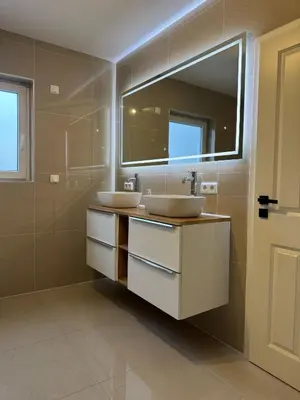 Ein Badezimmer in der Unterkunft Ferienunterkunft Lutherbaum 4 Zimmer