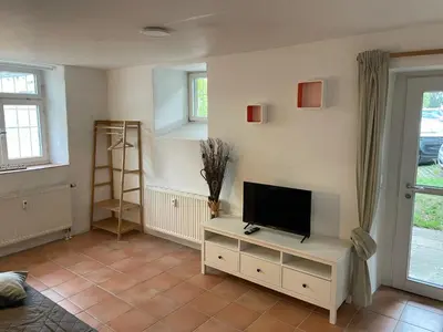 Grundriss der Unterkunft 4 Betten in 3-Zimmer-Wohnung mit WLAN TV und Garten