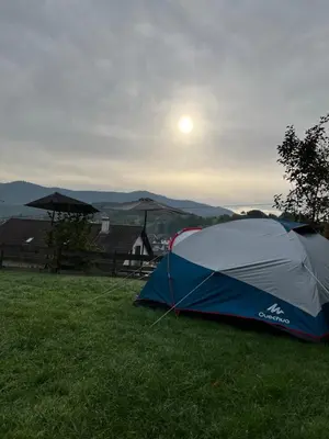 Naturlandschaft in der Nähe des Campingplatzes