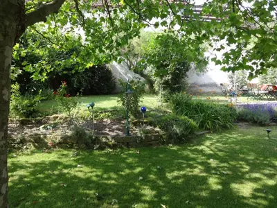 Ein Garten an der Unterkunft Landgasthof Jägerstübchen