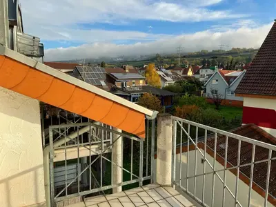 Ein allgemeiner Bergblick oder ein Berglick von der Ferienwohnung aus