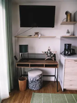 TV/Unterhaltungsangebot in der Unterkunft Willy´s Ferienzimmer im Tabakdorf Hatzenbühl
