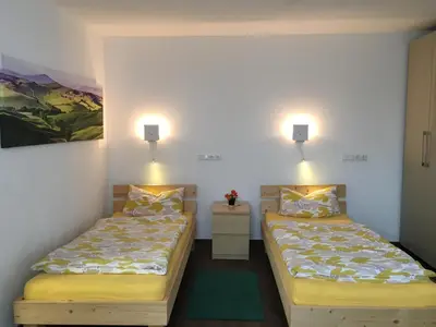 Ein Bett oder Betten in einem Zimmer der Unterkunft Helles neues Appartement