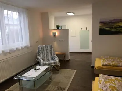 Ein Sitzbereich in der Unterkunft Helles neues Appartement