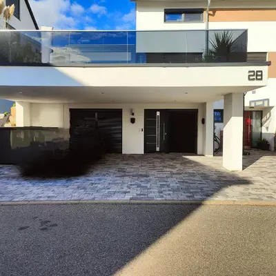Das Gebäude in dem sich die Ferienwohnung befindet