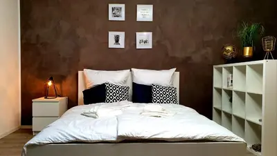 Ein Bett oder Betten in einem Zimmer der Unterkunft ☆WOW! Stylish Studio in Centre Near University☆
