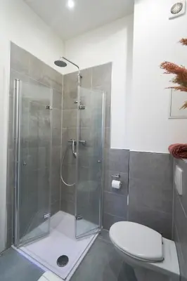 Ein Badezimmer in der Unterkunft Coole Altbau-WE 1-ZKB Terrasse Worms Zentrum