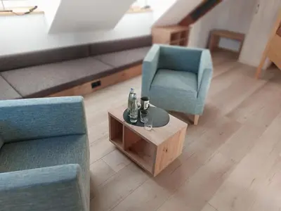 Ein Sitzbereich in der Unterkunft Gasthaus zum Ochsen