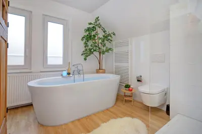 Ein Badezimmer in der Unterkunft Familienglück im Schwarzwaldhaus mit Schlossblick