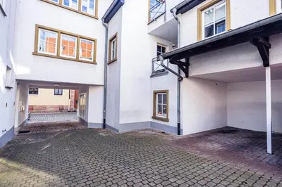 Das Gebäude in dem sich die Ferienwohnung befindet