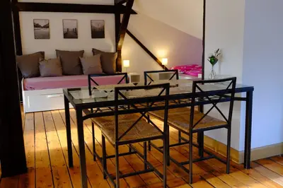 Ein Sitzbereich in der Unterkunft heidel-home 1Raum Studio