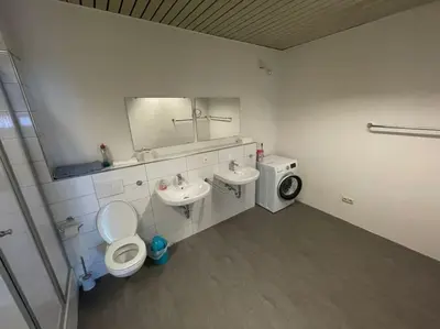 Ein Badezimmer in der Unterkunft Monteursparadies 4 DZ, 2 Bäder, einfach gut