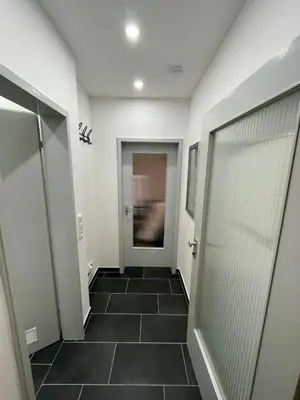 Grundriss der Unterkunft Urbanes Apartment Nähe ECE - Center & Schloss