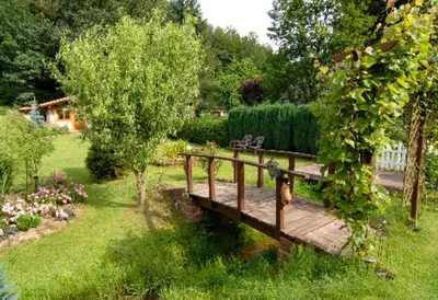 Ein Garten an der Unterkunft Ferienwohnung Haus Winterberg