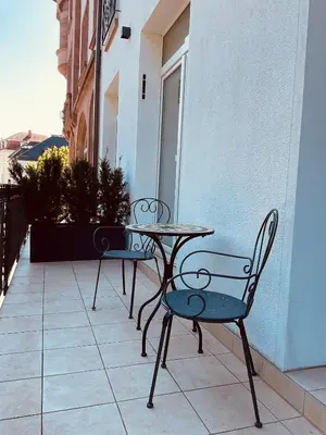 Ein Balkon oder eine Terrasse in der Unterkunft Stadtpalais am Schöntal