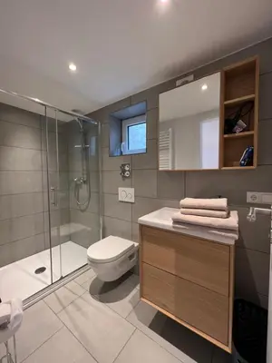 Ein Badezimmer in der Unterkunft Apartmenthaus Wagner