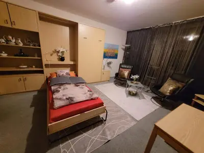 Ein Sitzbereich in der Unterkunft Appartement an der Weinstraße Bad Bergzabern