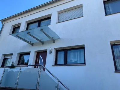 Ein Balkon oder eine Terrasse in der Unterkunft 2 Zimmer Ferienwohnung