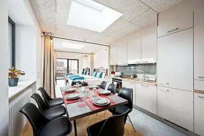 Küche/Küchenzeile in der Unterkunft Lit Living - Luxus Loft - Box Spring - Air Con - BBQ - Panorama